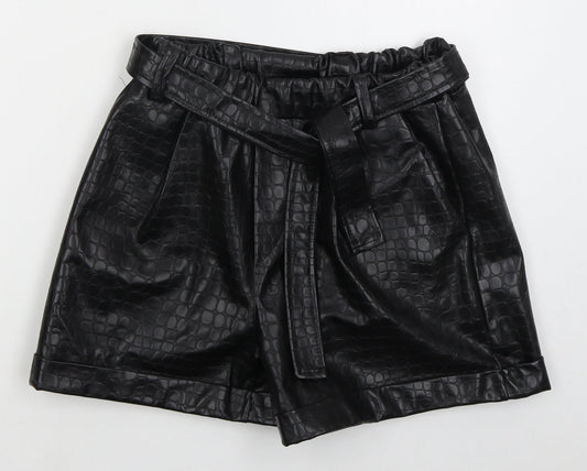 Preworn Womens Black Animal Print Polyurethane Hot Pants Shorts Size 28 in L3 in Regular