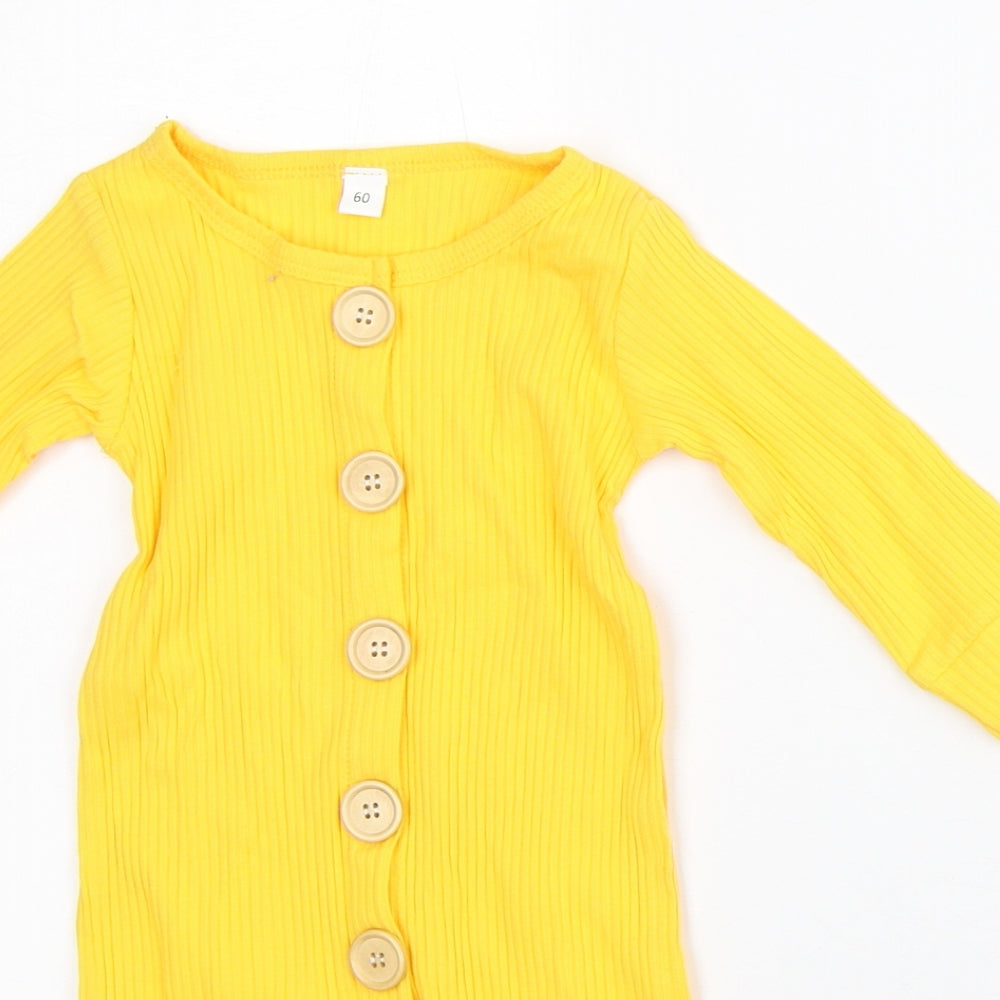 Preworn Yellow Polyester Romper One-Piece Size 3-6 Months
