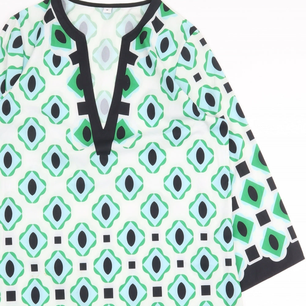 Preworn Womens Green Geometric Polyester Shift Size M V-Neck Pullover