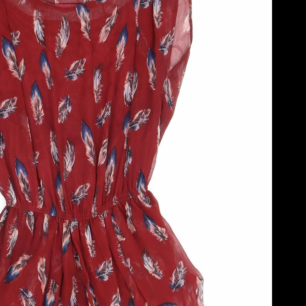 TENKI Womens Red Geometric Polyester Mini Size S Boat Neck Pullover - Feather Print