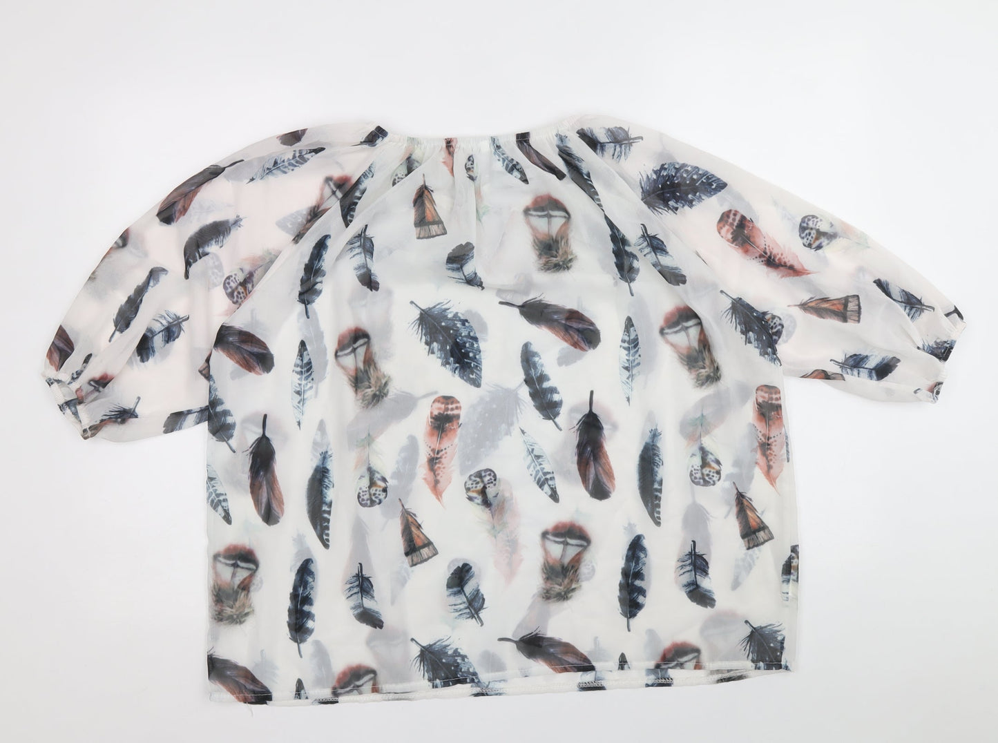 Preworn Womens White Geometric Polyester Basic Blouse Size 10 Boat Neck - Feather Print