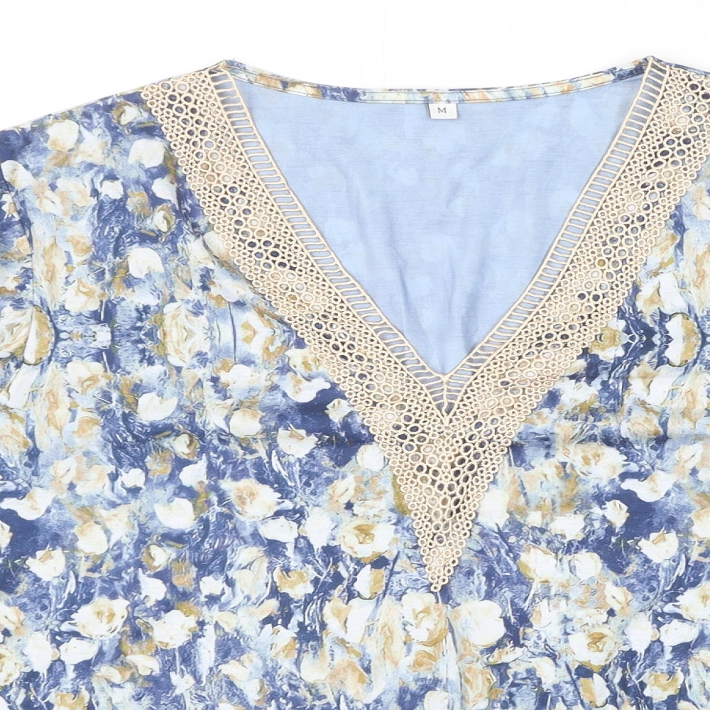 Preworn Womens Blue Geometric Cotton Basic Blouse Size M V-Neck - Lace Detail
