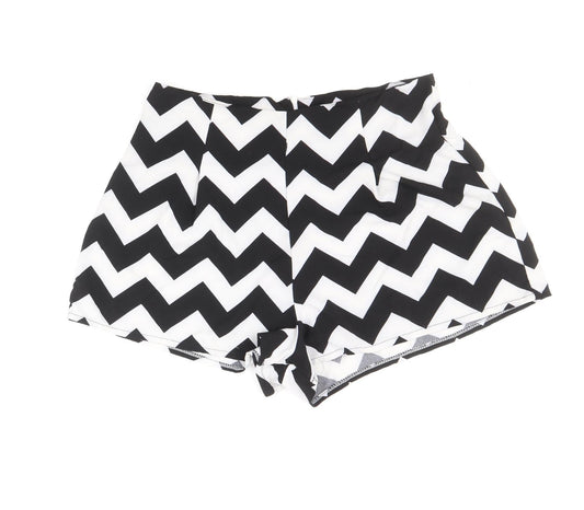 Preworn Womens Black Geometric Polyester Hot Pants Shorts Size L Regular Zip