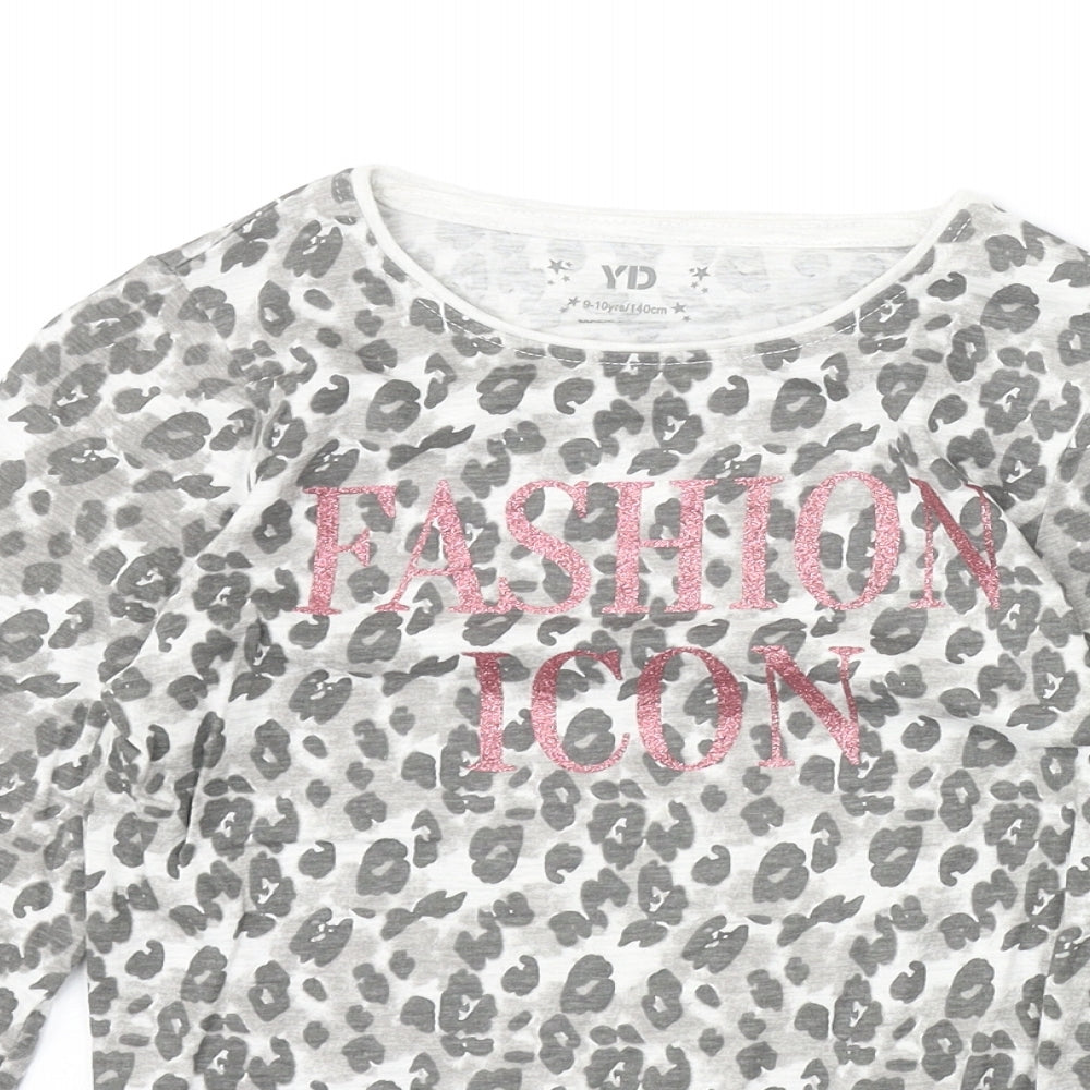 Young Dimension Girls Beige Animal Print Cotton Basic Casual Size 9-10 Years Round Neck Pullover - Leopard Pattern Fashion Icon
