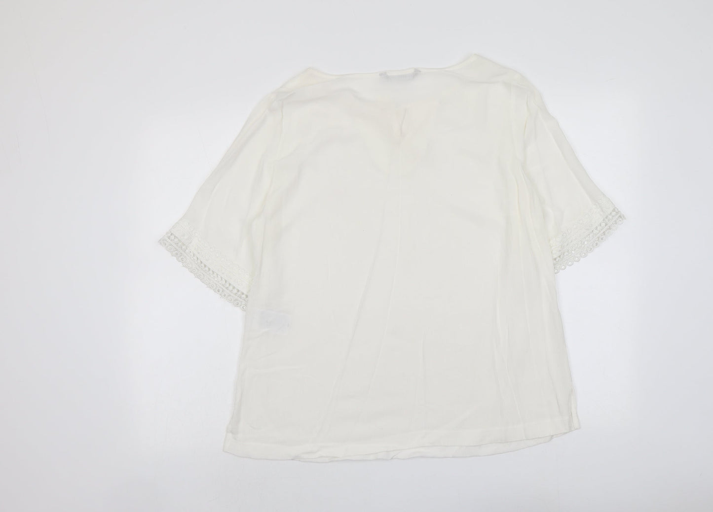 LC Waikiki Womens Ivory Viscose Basic T-Shirt Size 8 Round Neck - Lace Detail