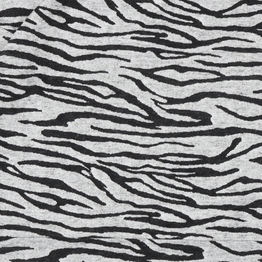 Marks and Spencer Womens Grey Animal Print Polyester Basic Blouse Size 6 Crew Neck - Zebra Print