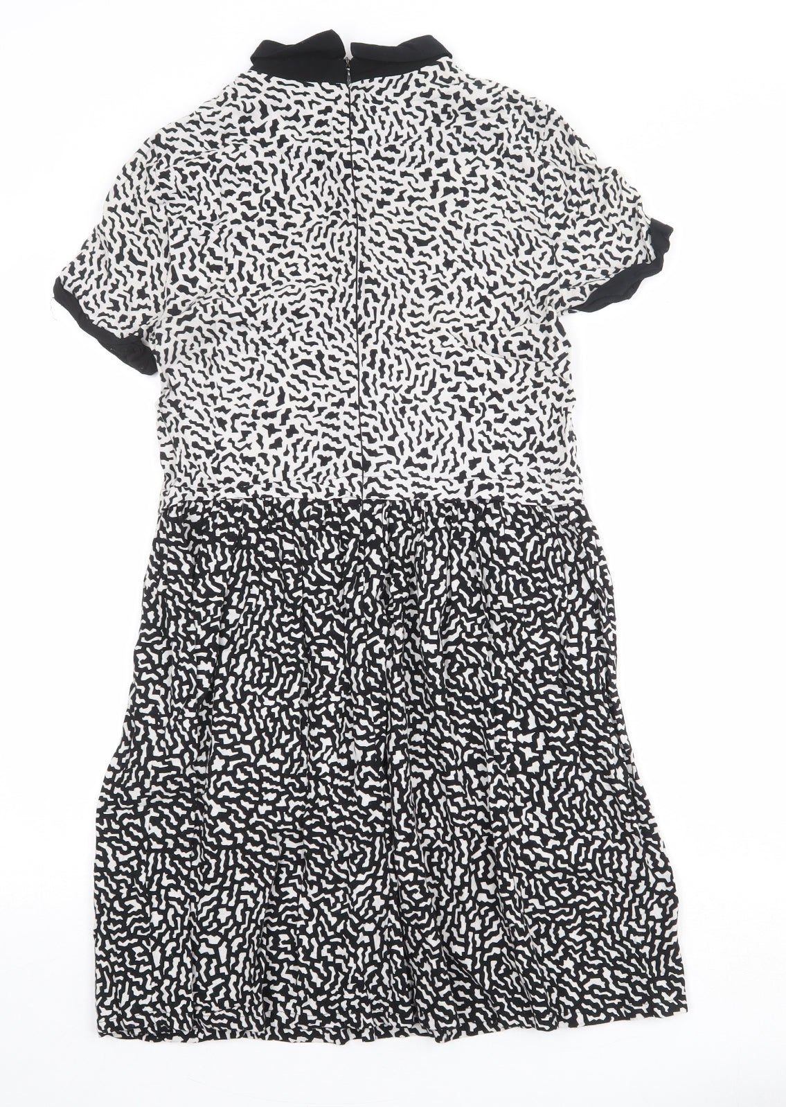 River Island Womens Black Geometric Viscose A-Line Size 8 Round Neck Zip