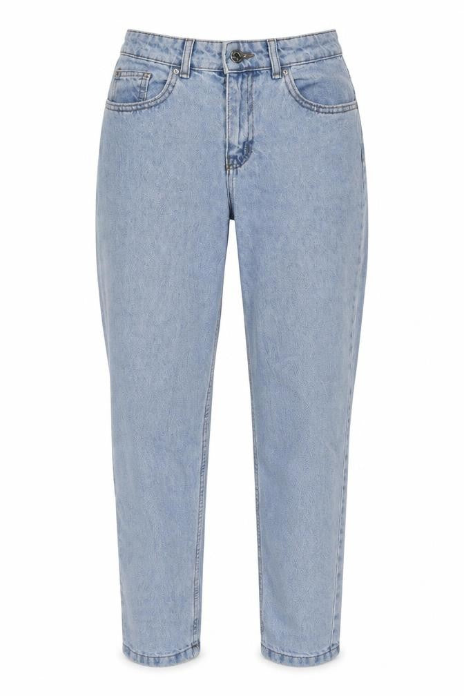 Front view of Denim & Co. women’s blue cotton tapered jeans, size UK 8, regular zip