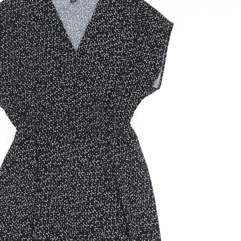 Uniqlo Womens Black Geometric Polyester A-Line Size XS V-Neck Pullover