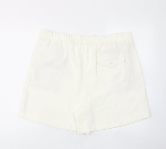 Marks and Spencer Womens Ivory Polyester Bermuda Shorts Size 20 L8 in Regular Pull On - Pockets, Elastic waist