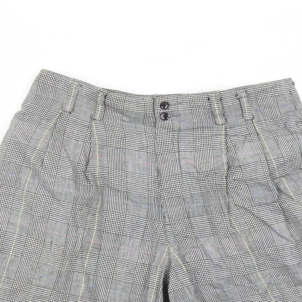 Liz Sport Womens Grey Plaid Cotton Chino Shorts Size 10 L9 in Regular Zip