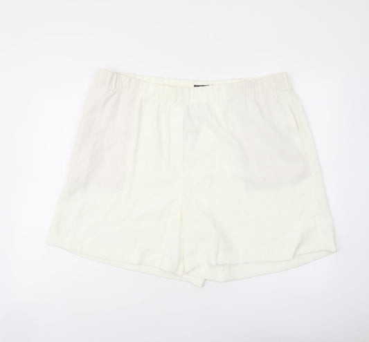 Marks and Spencer Womens Ivory Polyester Basic Shorts Size 22 L6 in Regular Pull On