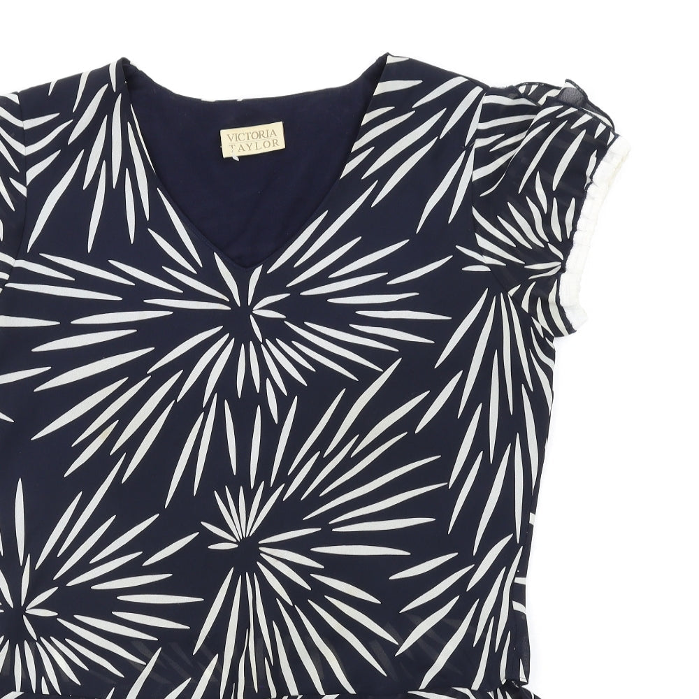 Victoria Taylor Womens Blue Geometric Polyester Basic T-Shirt Size 16 Round Neck