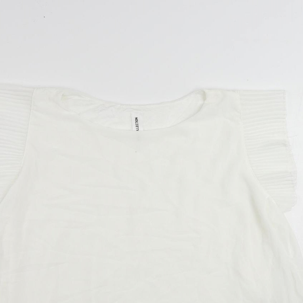 New Collection Womens White Polyester Basic Blouse Size M Round Neck - Ruffle