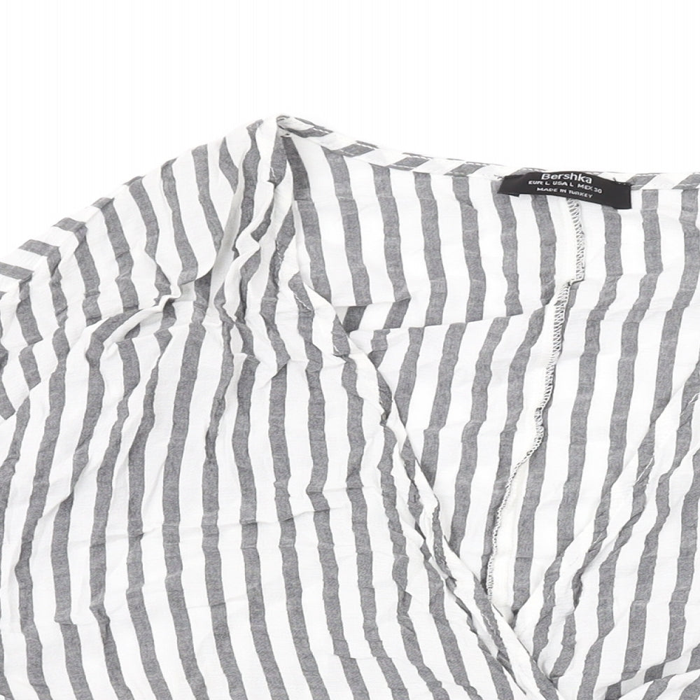 Bershka Womens White Striped Viscose Basic Blouse Size L V-Neck