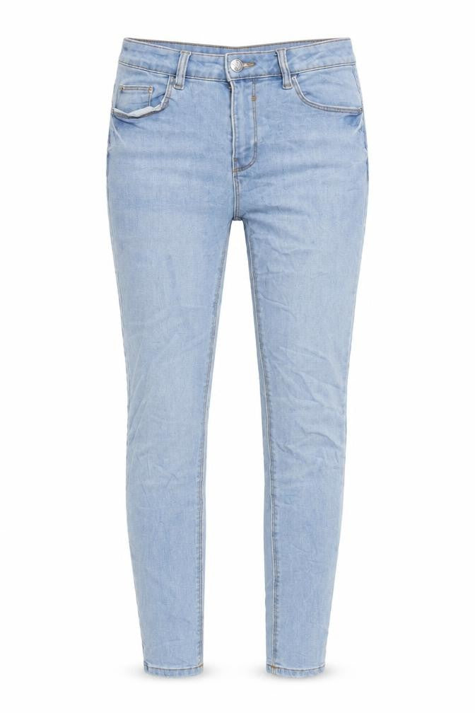 Front view of Denim & Co. women’s blue cotton blend tapered jeans, size UK 8, 28.5-inch leg regular zip