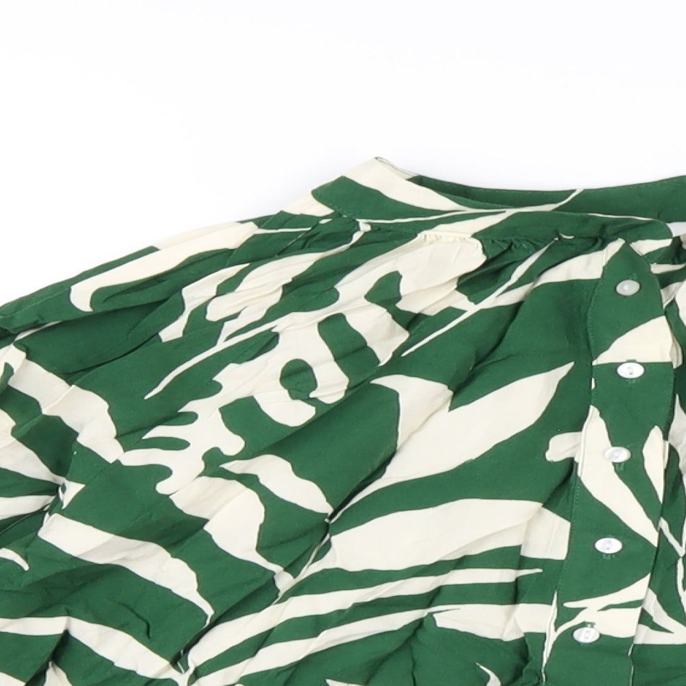 H&M Womens Green Geometric Viscose Basic T-Shirt Size S Round Neck