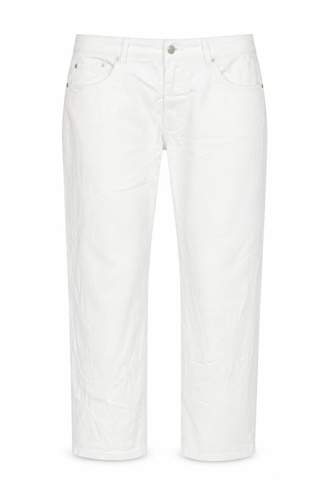 Front view of In the Style women’s white cotton blend straight jeans, size UK 24, 23-inch leg regular zip