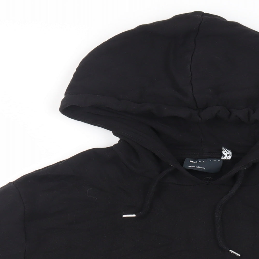Close-up detail of ASOS men’s black cotton pullover hoodie, size L, - pockets