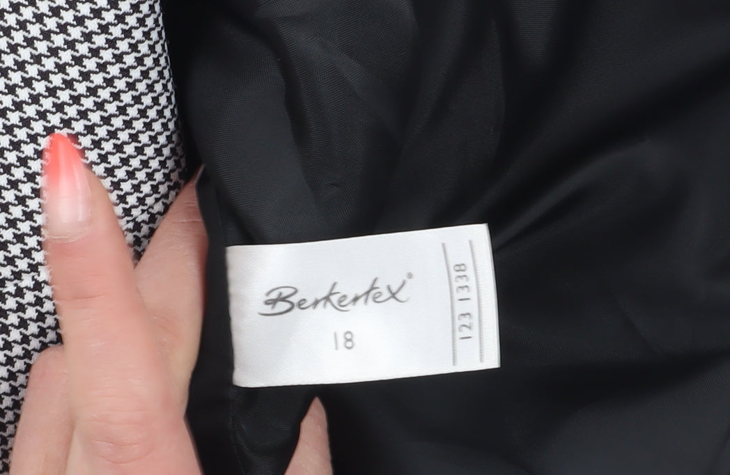 Berketex Women's Black Check Tweed Jacket, Size 18, Elegant and Sophisticated