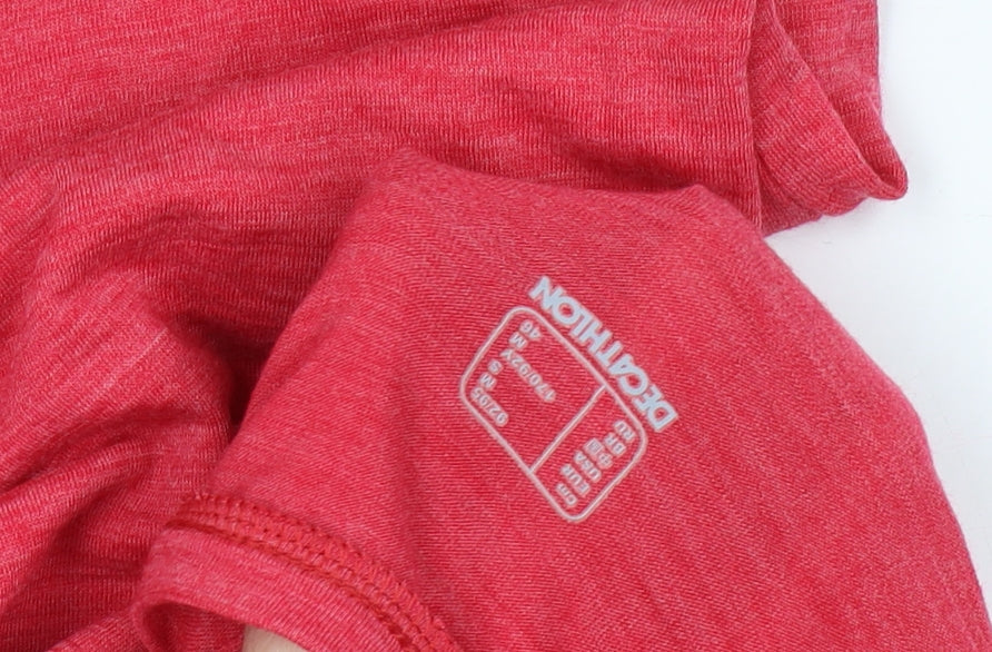 Decathlon Women's Red V-Neck Basic Tee Size M