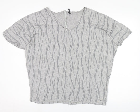 Kangol Women’s Grey V-Neck T-Shirt Size 16