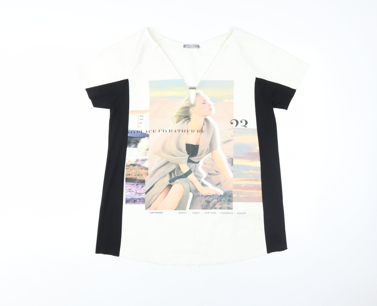 Zara Women's Multicoloured T-Shirt - Size M, V-Neck