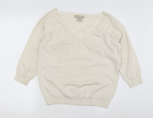 Banana Republic Women's Ivory V-Neck Pullover M