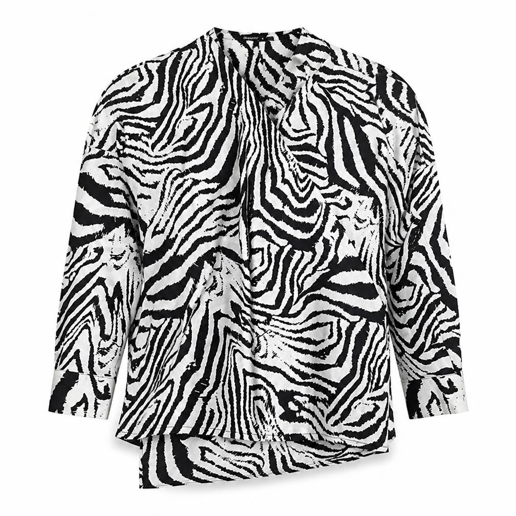 Front view of Missguided Women's Black Kimono Blouse, UK 14