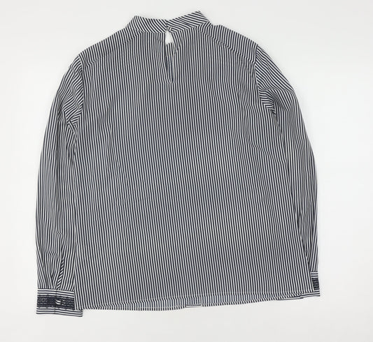 Banana Republic Women's Blue & White Striped Shirt S