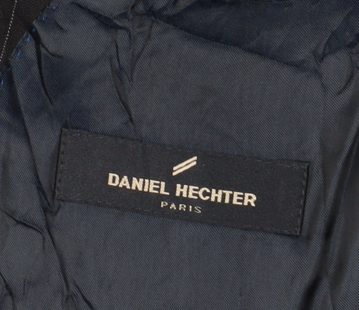Daniel Hechter Men's Blue Wool Blazer, Size 44L, Classic Stripe