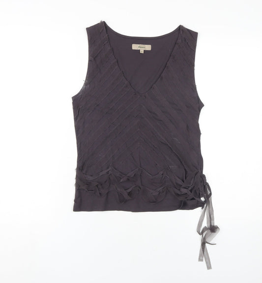 Kew Women's Black V-Neck Sleeveless Tank Top M