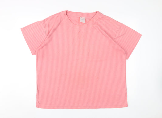 Leisure Women's Pink Basic T-Shirt Size 20