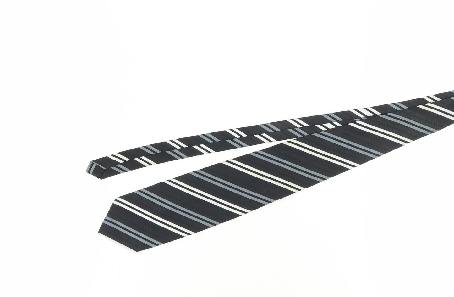 Daniel Hechter Men's Black Striped Silk Tie