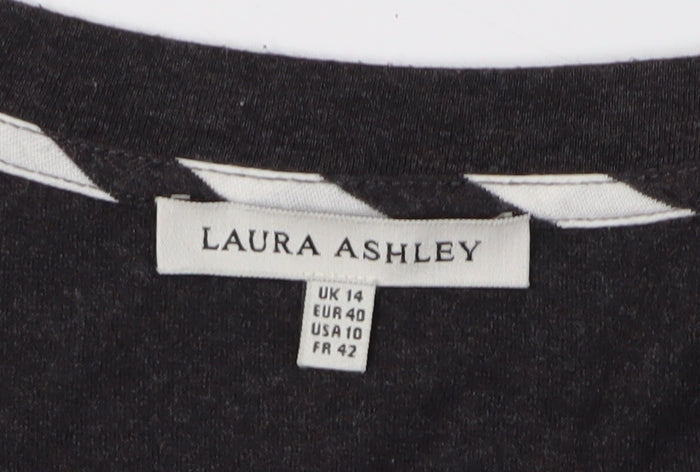 Laura Ashley Women’s Black Stripe T-Shirt Size 14