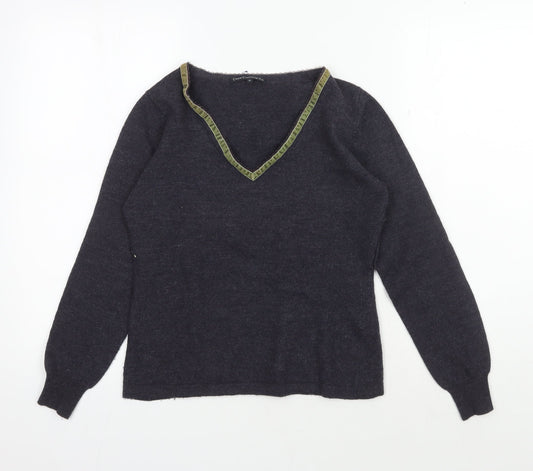 Crew Clothing Co Women's Black V-Neck Wool Pullover Jumper