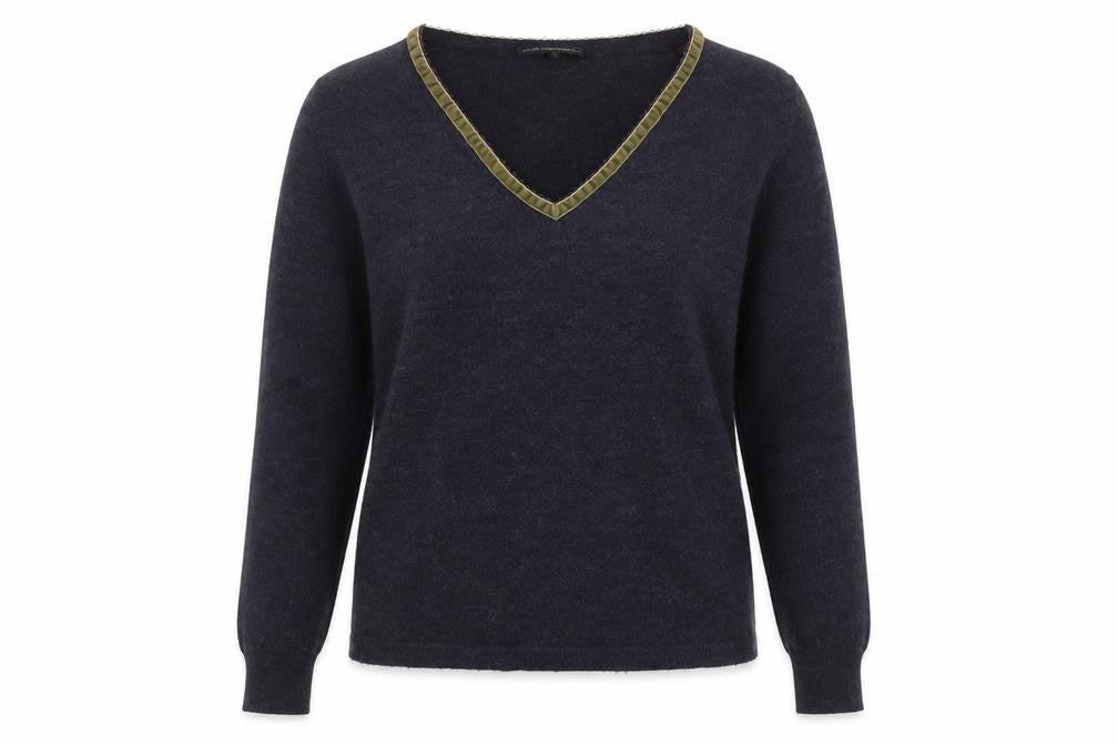 Crew Clothing Women's Black V-Neck Wool Pullover Jumper