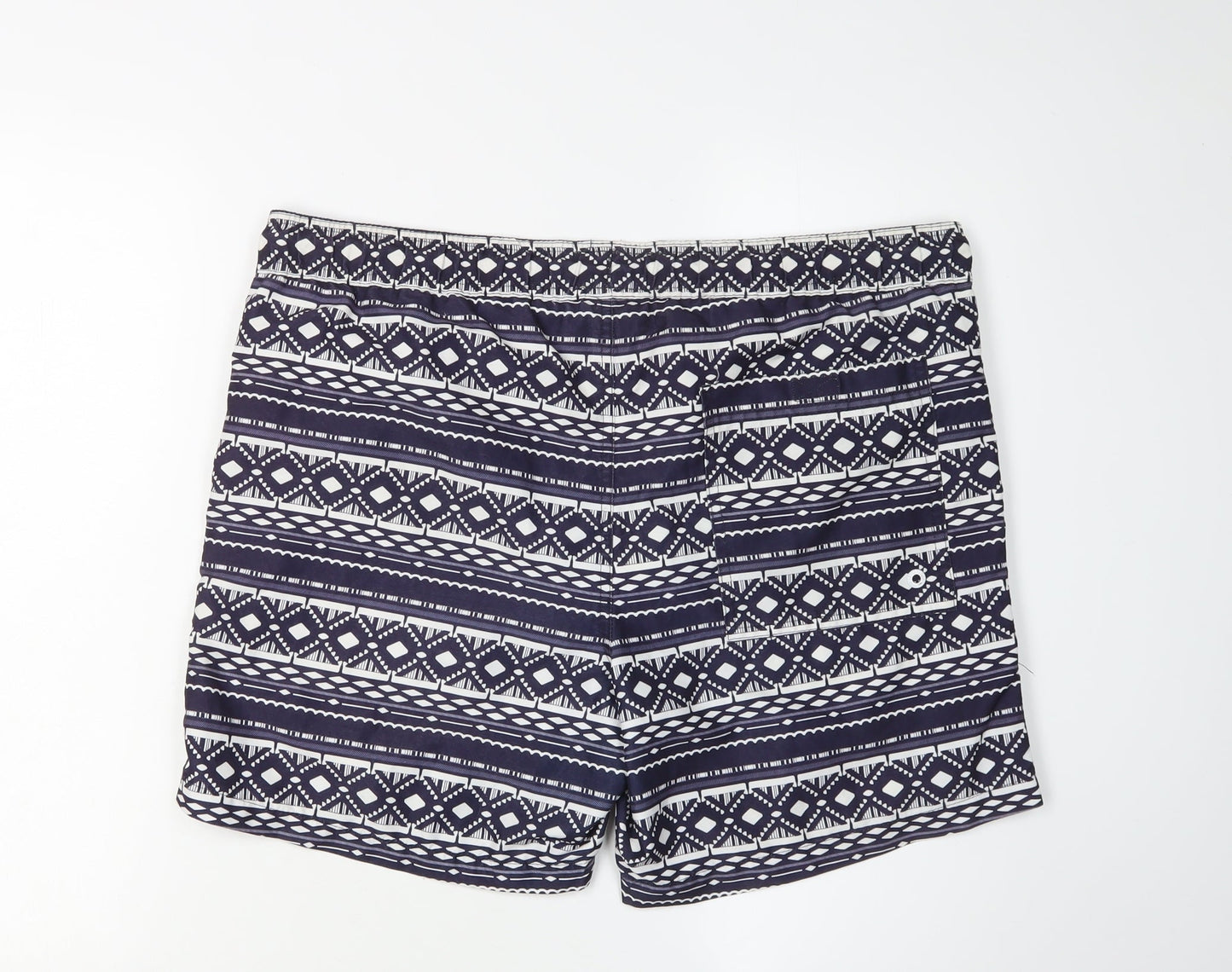 SoulCal Men’s Multicoloured Geometric Athletic Shorts M
