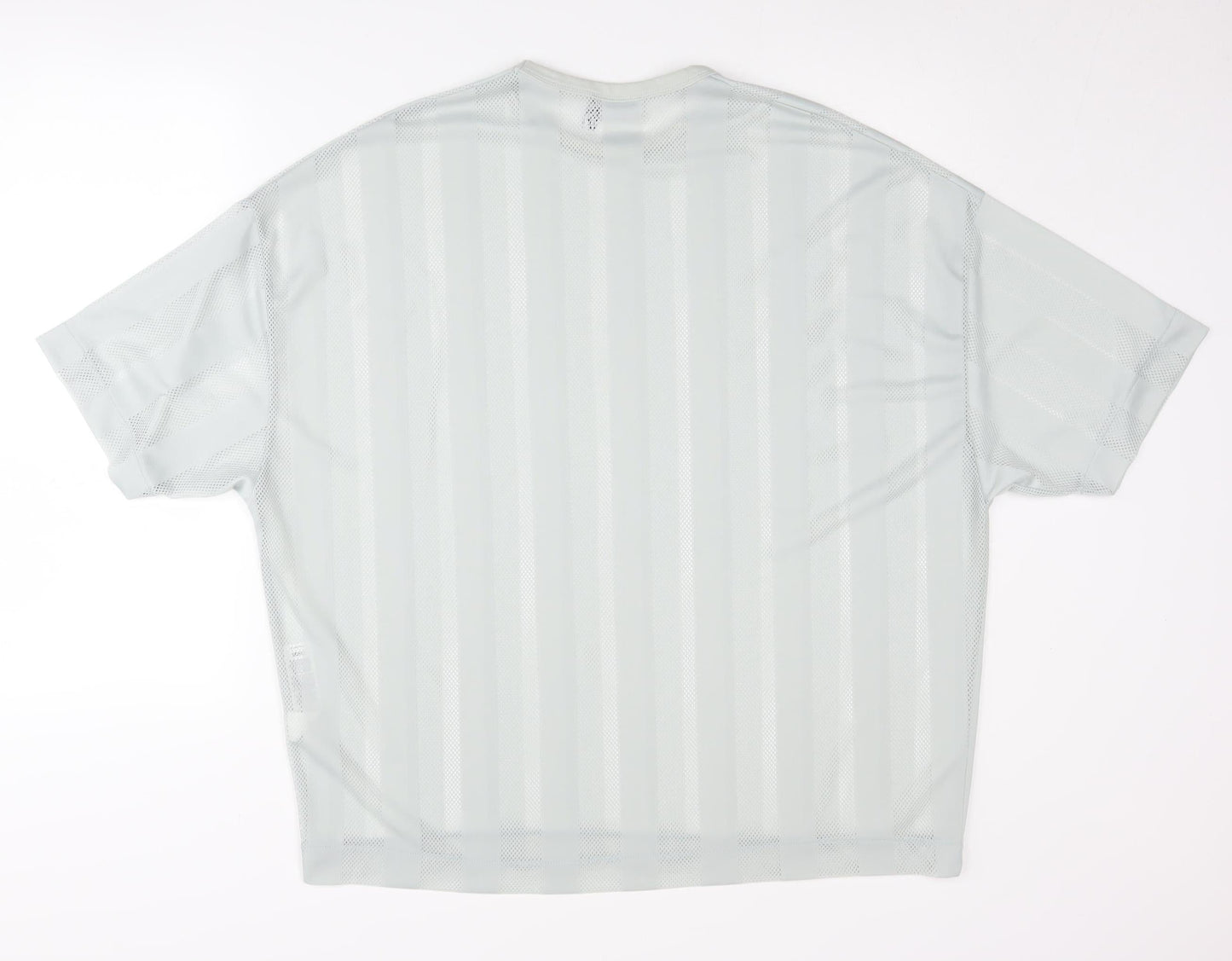 ASOS DESIGN Men's Grey Striped Crew Neck T-Shirt M