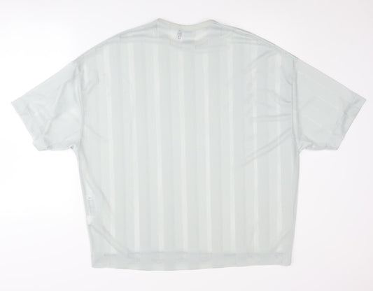ASOS DESIGN Men's Grey Striped Crew Neck T-Shirt M
