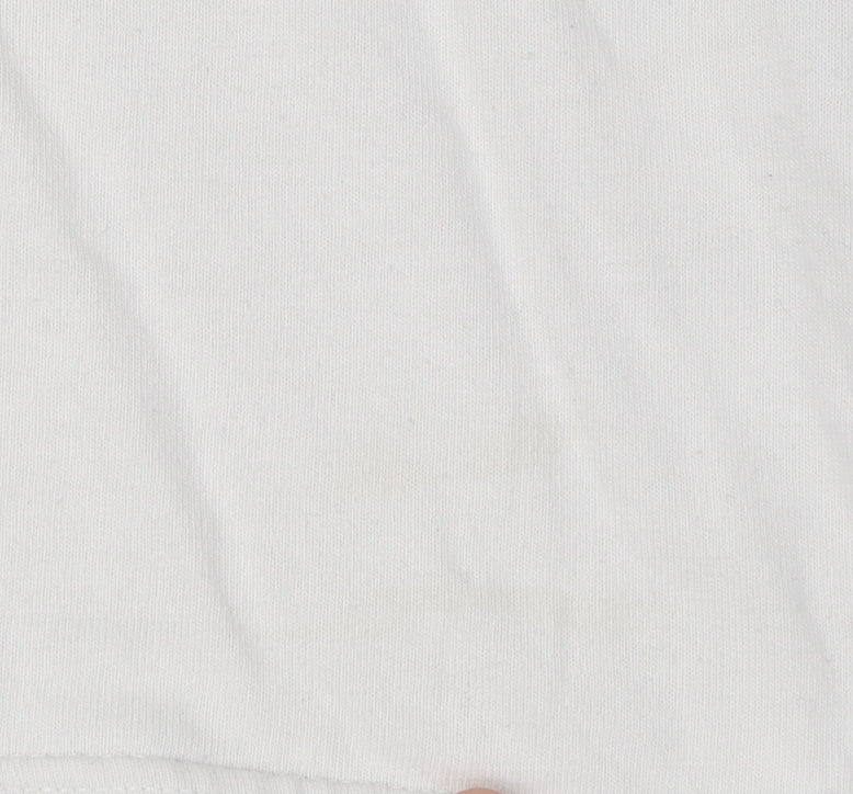 McKenzie Boys White Graphic Print T-Shirt M