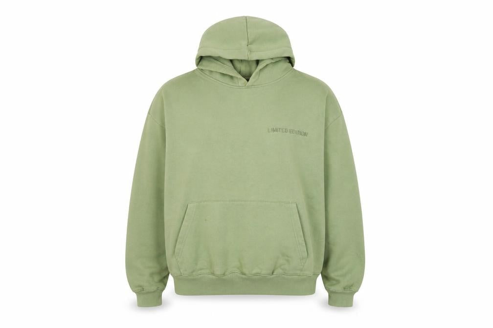 Front view of boohooMAN Men's Green Pullover Hoodie M, Casual
