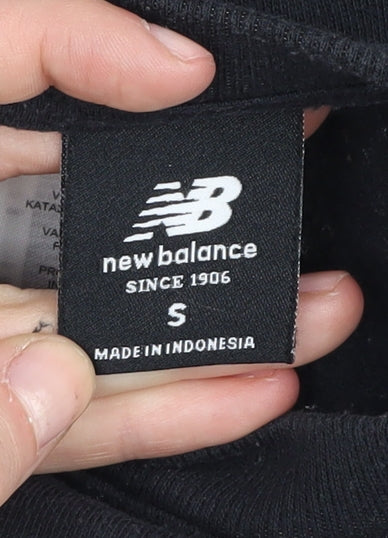New Balance Men's S Black Pullover Sweatshirt