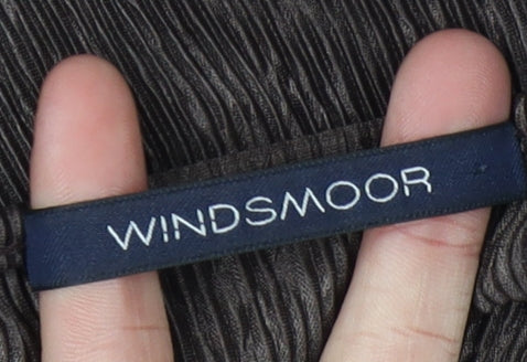 Windsmoor Women's Black Long Sleeve V-Neck Top