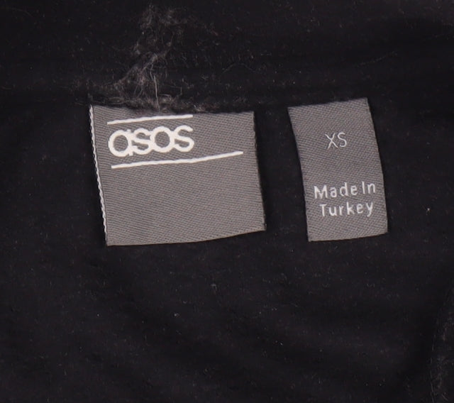 Close-up detail of ASOS Men's XS Black Fleece Sweatshirt