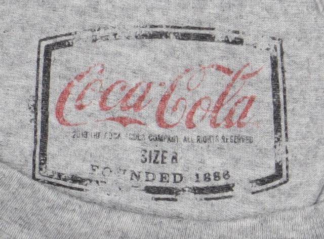 Coca-Cola Grey Santa T-Shirt, Size 4, Graphic Design