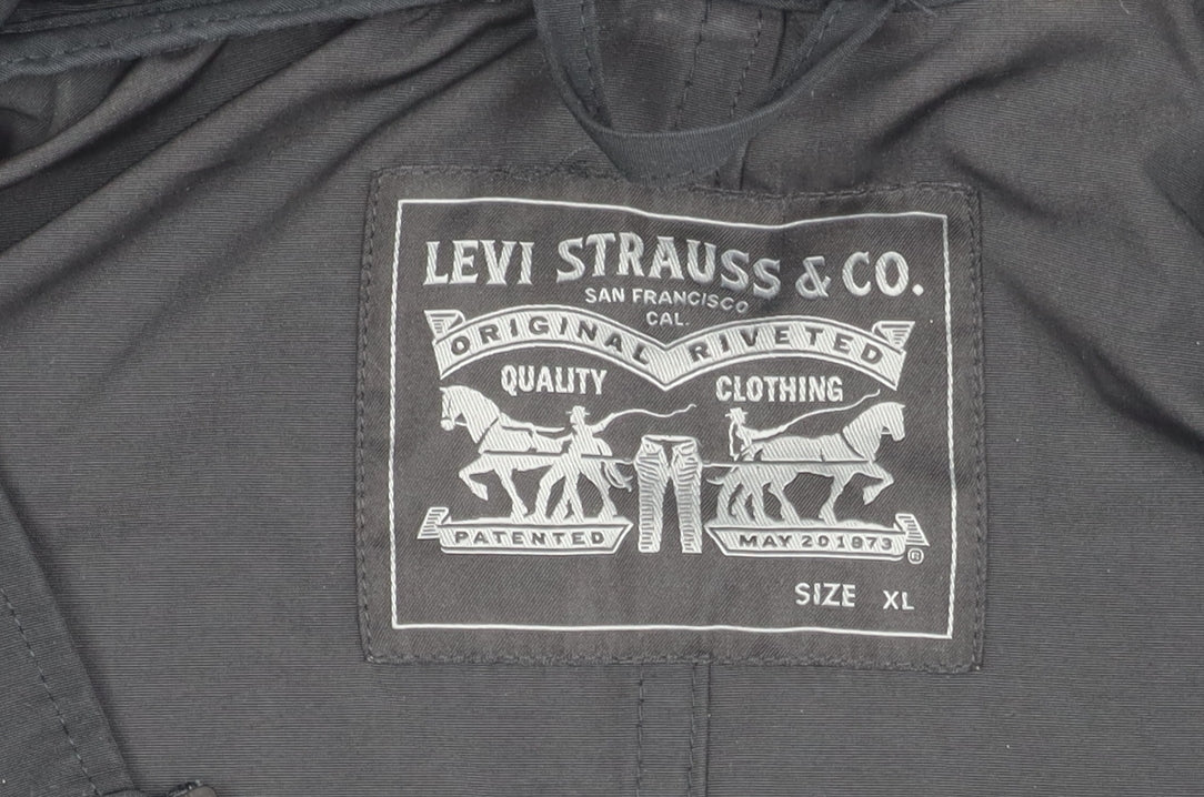 Levi Strauss & Co. Men's Black XL Cape