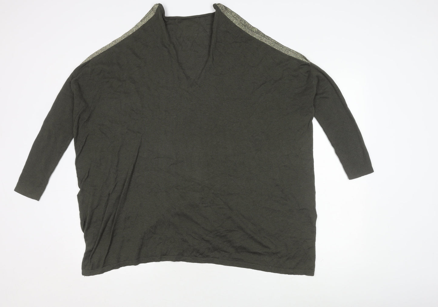 if it were me Women's Green M Basic V-Neck Jersey Top