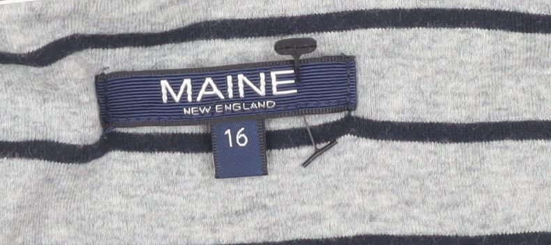 Maine Women's Grey Striped T-Shirt Size 16