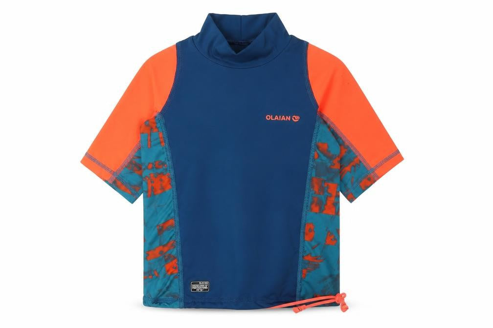 Front view of Decathlon boys’ rash guard blue 6 years uv protection